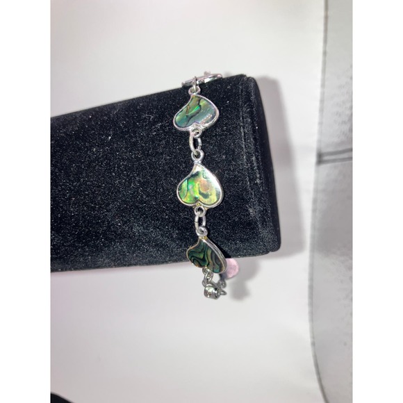 Mother of Pearl Heart Shaped Silver-Tone 7 Inch Bracelet! - Picture 6 of 10